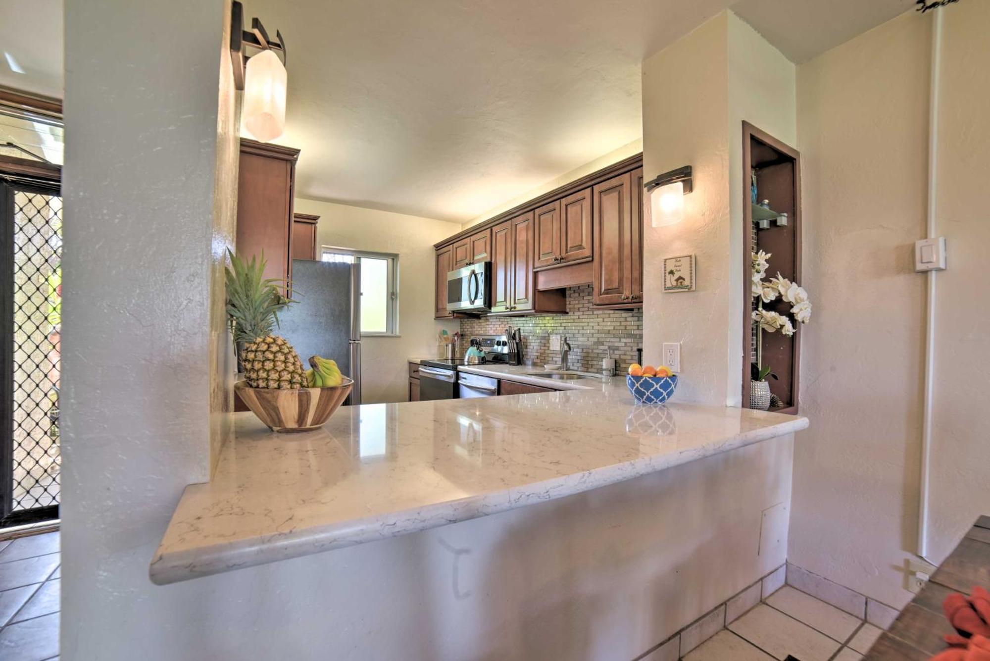 Ocean-View Kihei Condo With Lanai Steps To Beach! Exterior photo